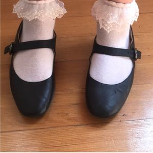 Naturalizer brand Mary Jane Erica shoes EUC